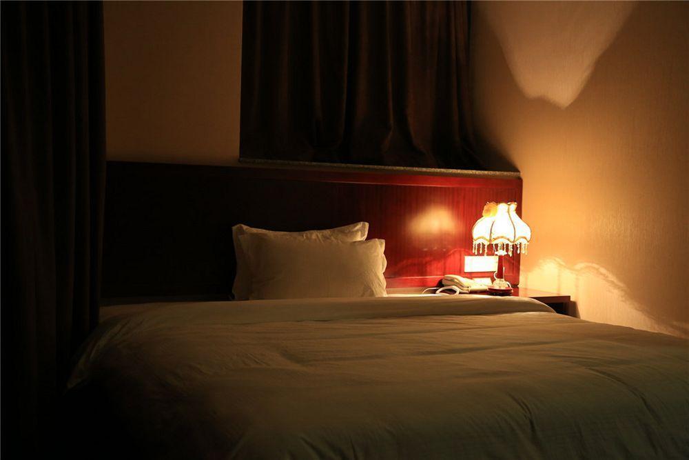 גואנגג'ואו Kintai Hotel מראה חיצוני תמונה